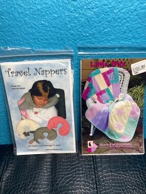 2 Quilt Patterns: Travel Nappers and Little Bits (2 Quilts for Babies)